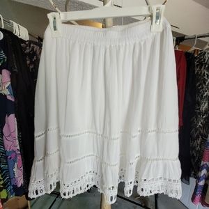 Old Navy sz XL white Eyelet SKIRT